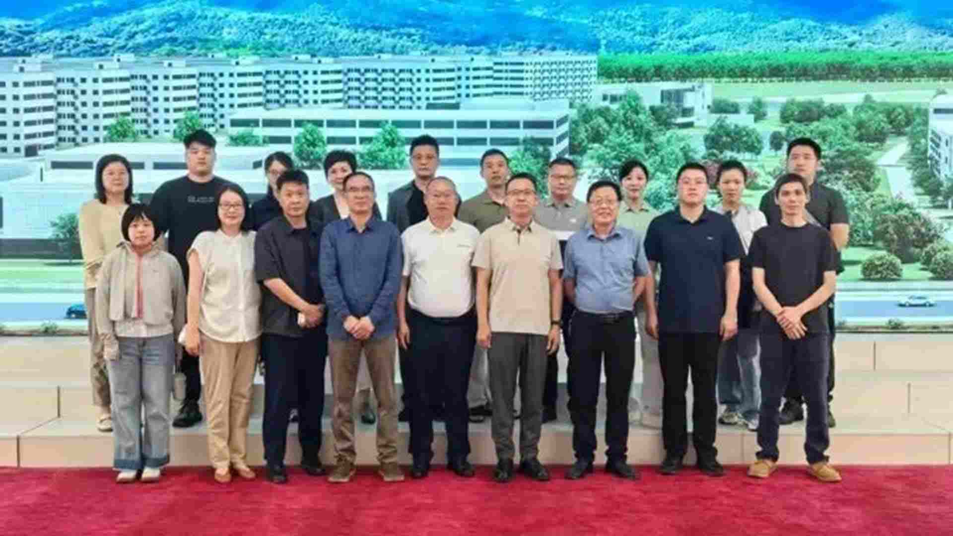 红色文化创作基地揭牌仪式在江西软件大学井冈山校区举行